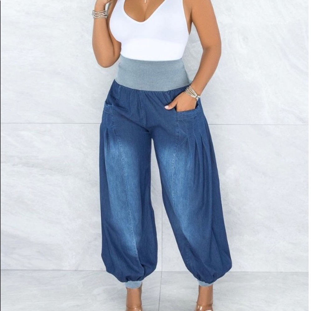 LIVIN’ IT UP JEANS